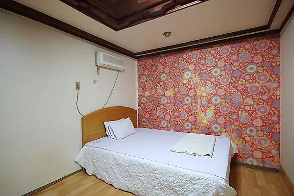 Taeyang Motel Busan 2*,  South Korea
